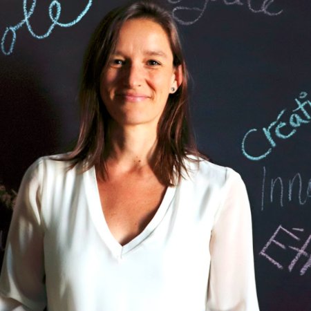 Sandrine Theard